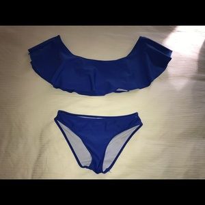 Off the shoulder bikini set